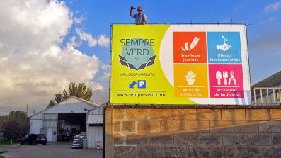 Valla publicitaria de lona para vivero